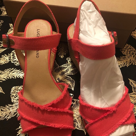 Wedge heel sandals - Picture 2 of 6